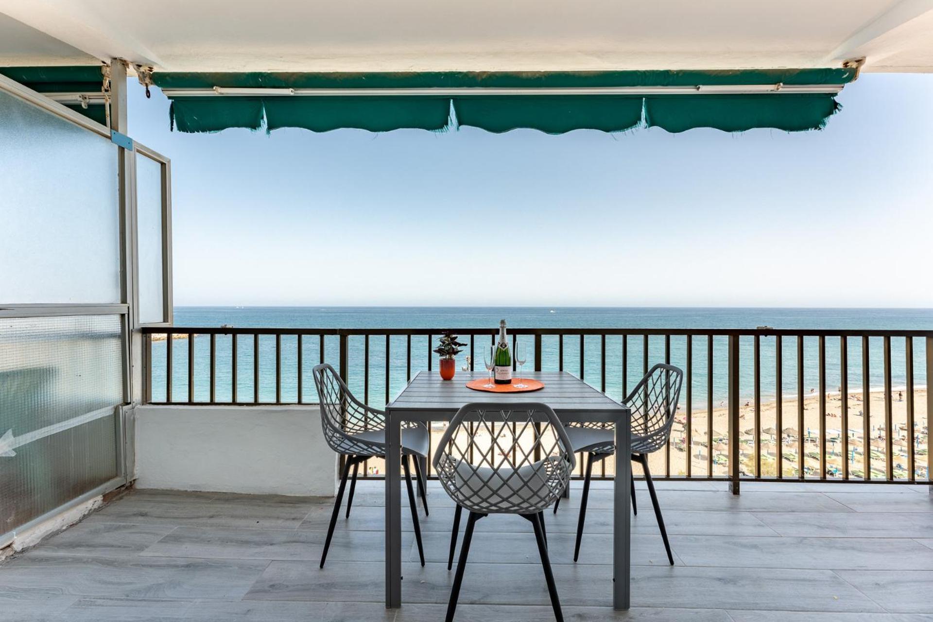 Malagasuite Golden Views Fuengirola Exteriör bild