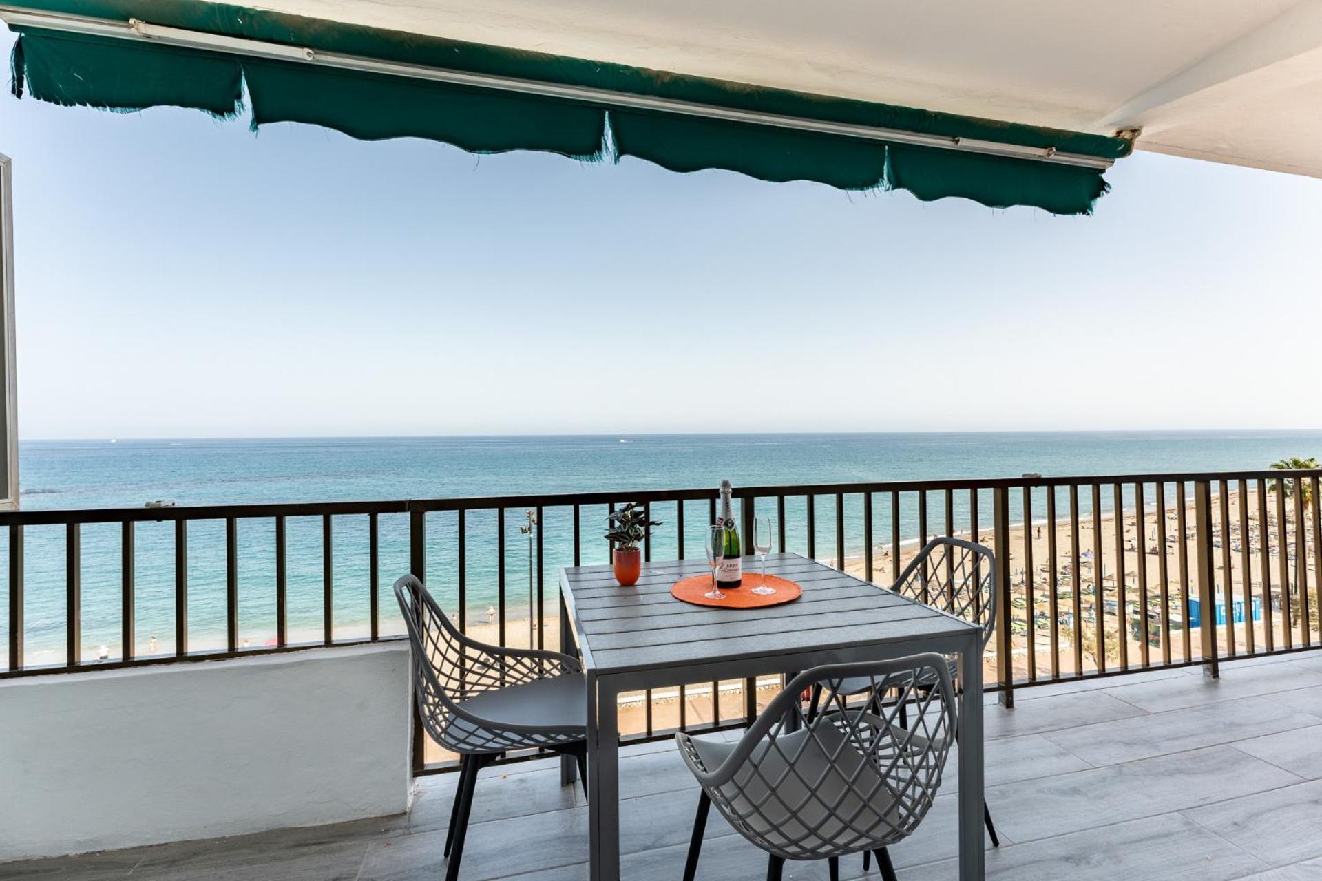 Malagasuite Golden Views Fuengirola Exteriör bild