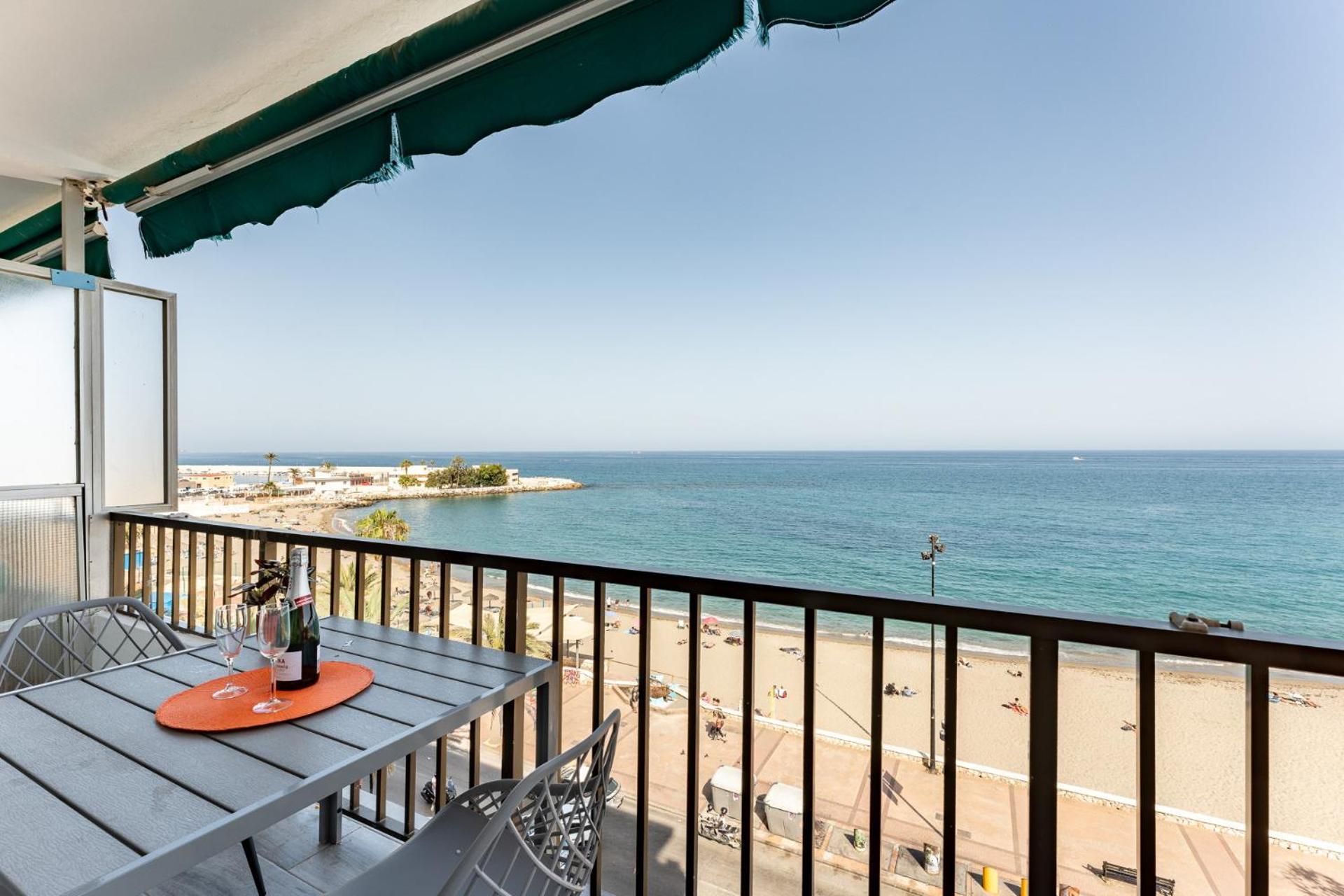 Malagasuite Golden Views Fuengirola Exteriör bild